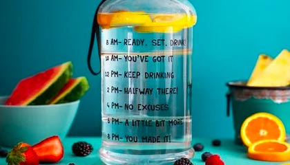 路人姐姐被嫌弃，蘑菇片场把全过程剪出来了（别跳过）